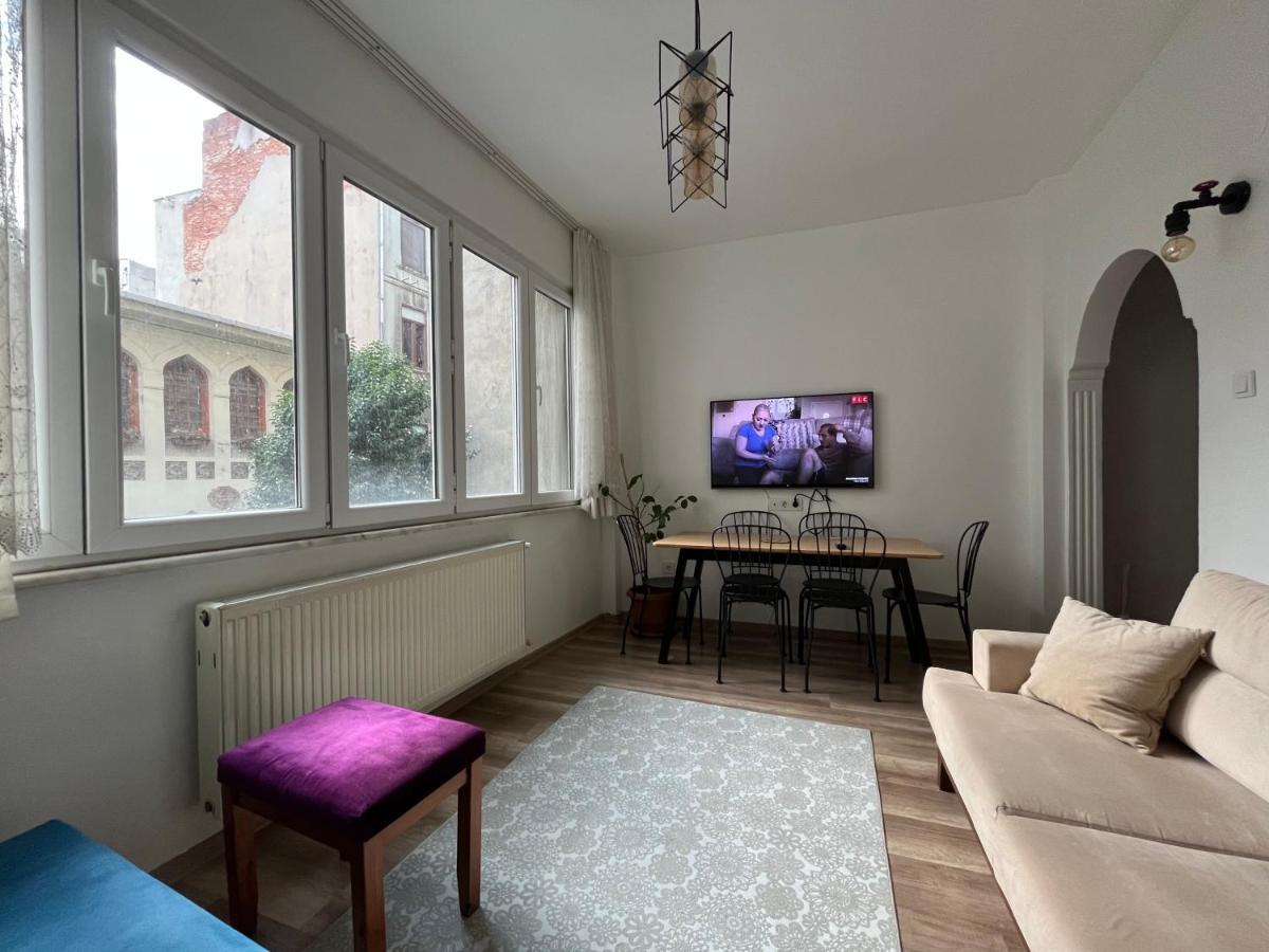 Centrally Located, 2+1 House In Taksim, Cihangir Apartment Istanbul Exterior photo