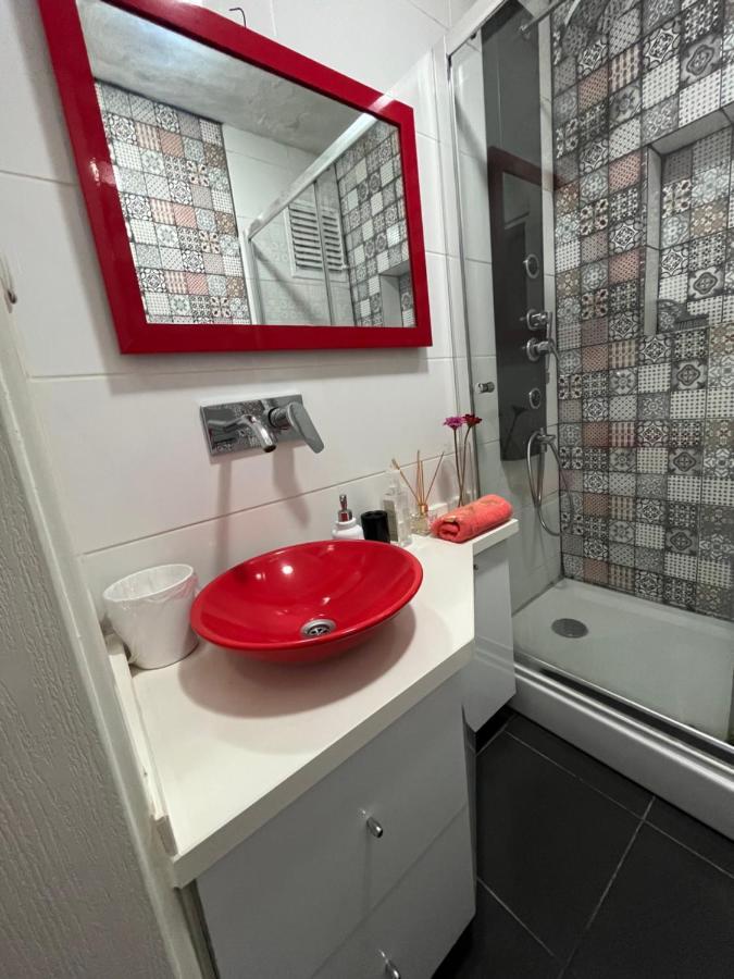 Centrally Located, 2+1 House In Taksim, Cihangir Apartment Istanbul Exterior photo