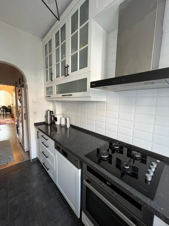 Centrally Located, 2+1 House In Taksim, Cihangir Apartment Istanbul Exterior photo