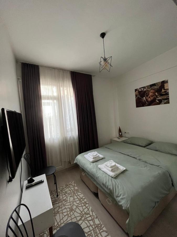 Centrally Located, 2+1 House In Taksim, Cihangir Apartment Istanbul Exterior photo